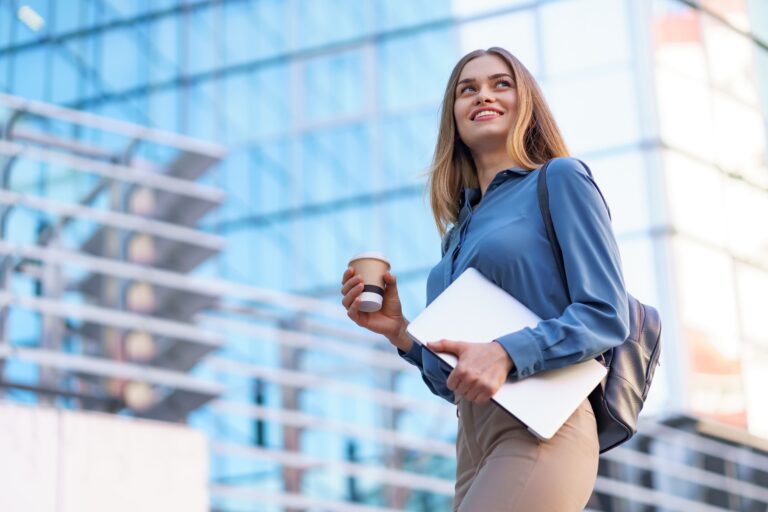 Diferença entre MBA e pós: o que é melhor para você?
